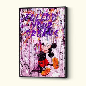 Arte su tela di Topolino, Banksy Segui i tuoi sogni Graffiti Wall Art, Opera d'arte Pop Art dei cartoni animati, Poster di stampa di alta qualità, Decorazione da parete per la casa