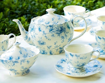 Blue And White Toile Tea Pot Cozy