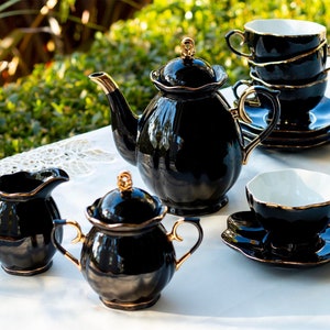 Black Gold Scallop Fine Porcelain 11-piece Tea Set, 1 Teapot, 1 Sugar Bowl and 1 Creamer, 4 Cups with 4 Saucers Set, Grace Teaware