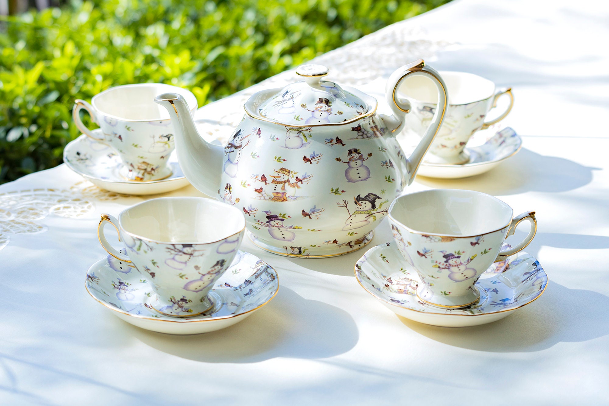 Snowman Porcelain Teacup and Saucer - Set of 4