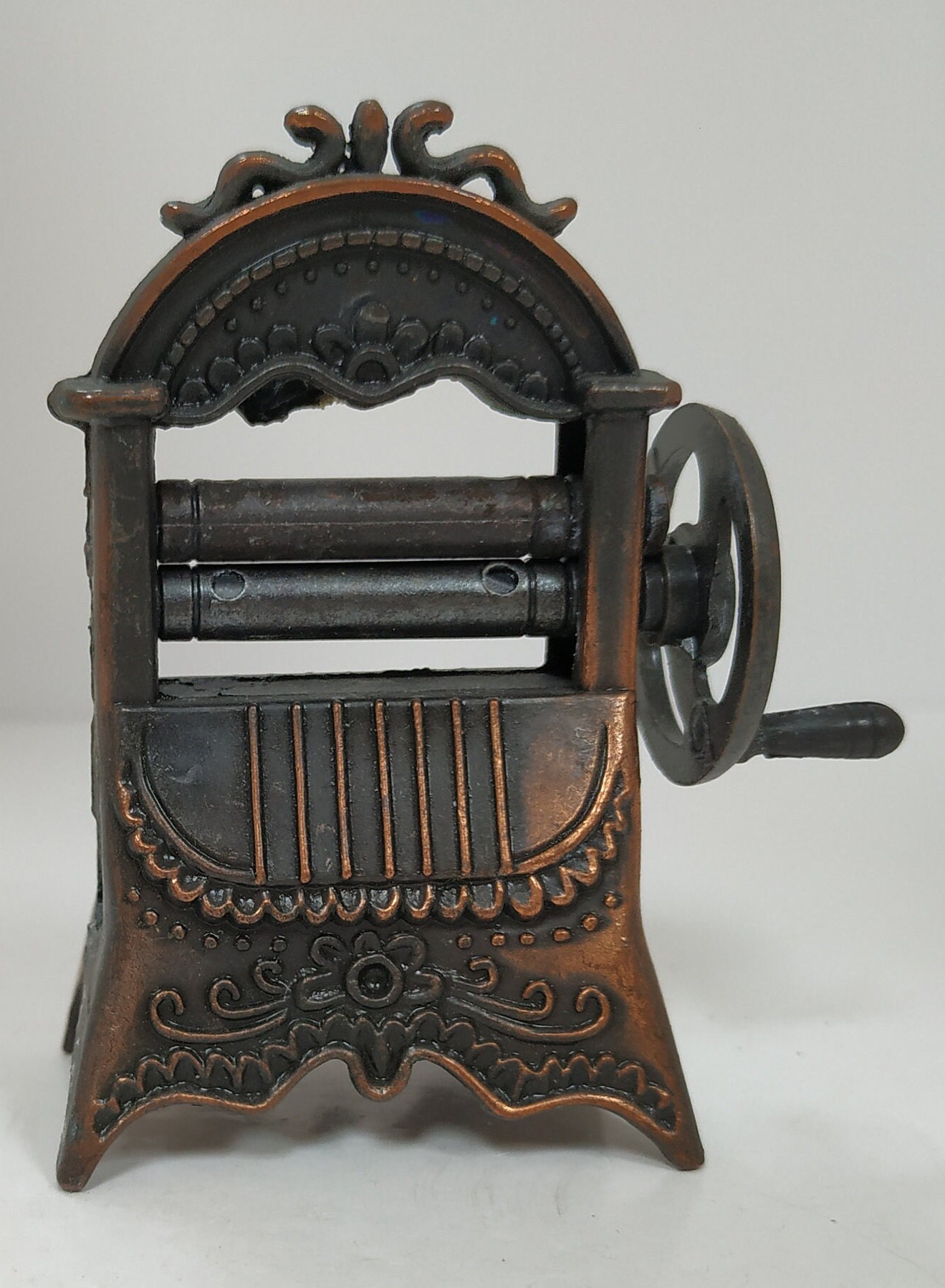 Clothes Press Pencil sharpener metal die cast collectors miniature Office display model vintage