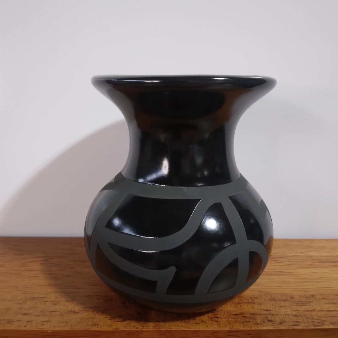 Small Black Pottery Art Vase Vintage 1985 Signed Geegi Pottery Obsidian