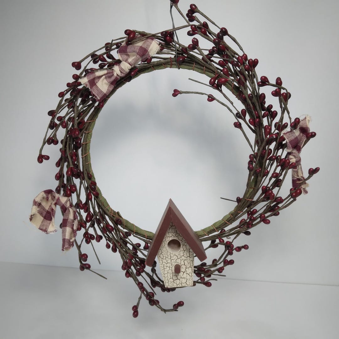 Small Faux Red Berry Grapevine Wall Hanging Wreath With Mini Birdhouse ...
