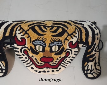 Hand-Tufted Wool Tiger Rug, Animal Print Accent Rug