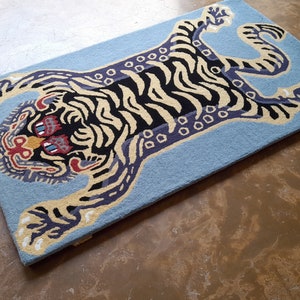 Handmade tibetan tiger area rug designer rug premium quality custom tufted tiger rug for living room bedroom kids homedecor christmas gift