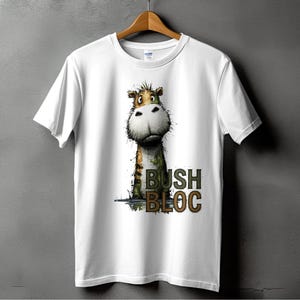 Bush Bloc Giraffe T-shirt, cartoon dier T-shirt, grillig kunstshirt, uniek grafisch T-shirt, handgetekend T-shirt, Roclla Media Art-shirt