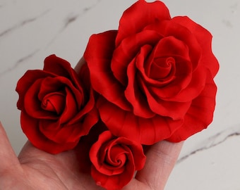 Red Rose Sugar Flower Cake Topper | Assorted Size Gum Paste Flower for Cake Decorating Wedding Cakes & Birthday Cakes