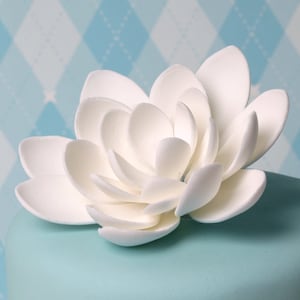 Lotus Sugar Flower Cake Topper | Gum Paste Flowers for Cake Decorating Wedding Cakes, Birthday Cake, Cupcakes, and Anniversary Cakes