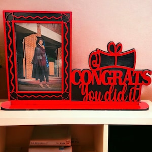 Personalized Wooden Graduation Picture Frame: Class of 2025