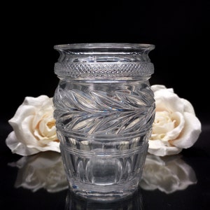 Baccarat Crystal Museum Reproduction 5-Inch Vase - Musee Des Cristalleries De Baccarat 1821-1840 Reproduction