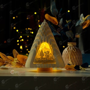 Muñeco de nieve en árbol Pop Up SVG Plantilla Corte de papel creando árbol de Navidad Iluminación Pop up para Merry Christmas Shadow Box, Lightbox DIY