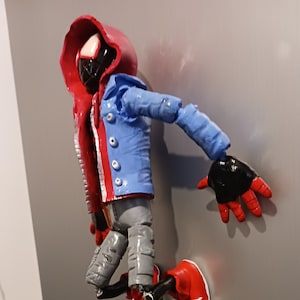 spider-man verse character hand made movable magnetic fridge ornament (cost of delivery is in the price )