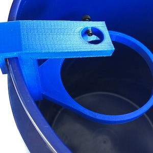 3D Printed 5gal Bucket Siphon Hose and Filter Sock Holder