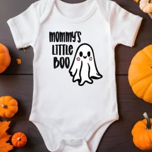Halloween Baby bodysuit, Halloween ghost Shirt, Spooky Season, Boo Cute Ghost Baby Bodysuit, Baby boy Baby girl unisex Clothes