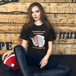 Blumen blühen in Antarktis Unisex T-Shirt