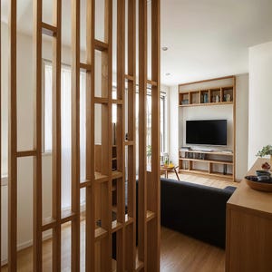 Solid Red Oak Wood Slat Room Divider | Modern Open Space Partition | Decorative Accent Wall Panel | Minimalist Custom Size Wood Screen