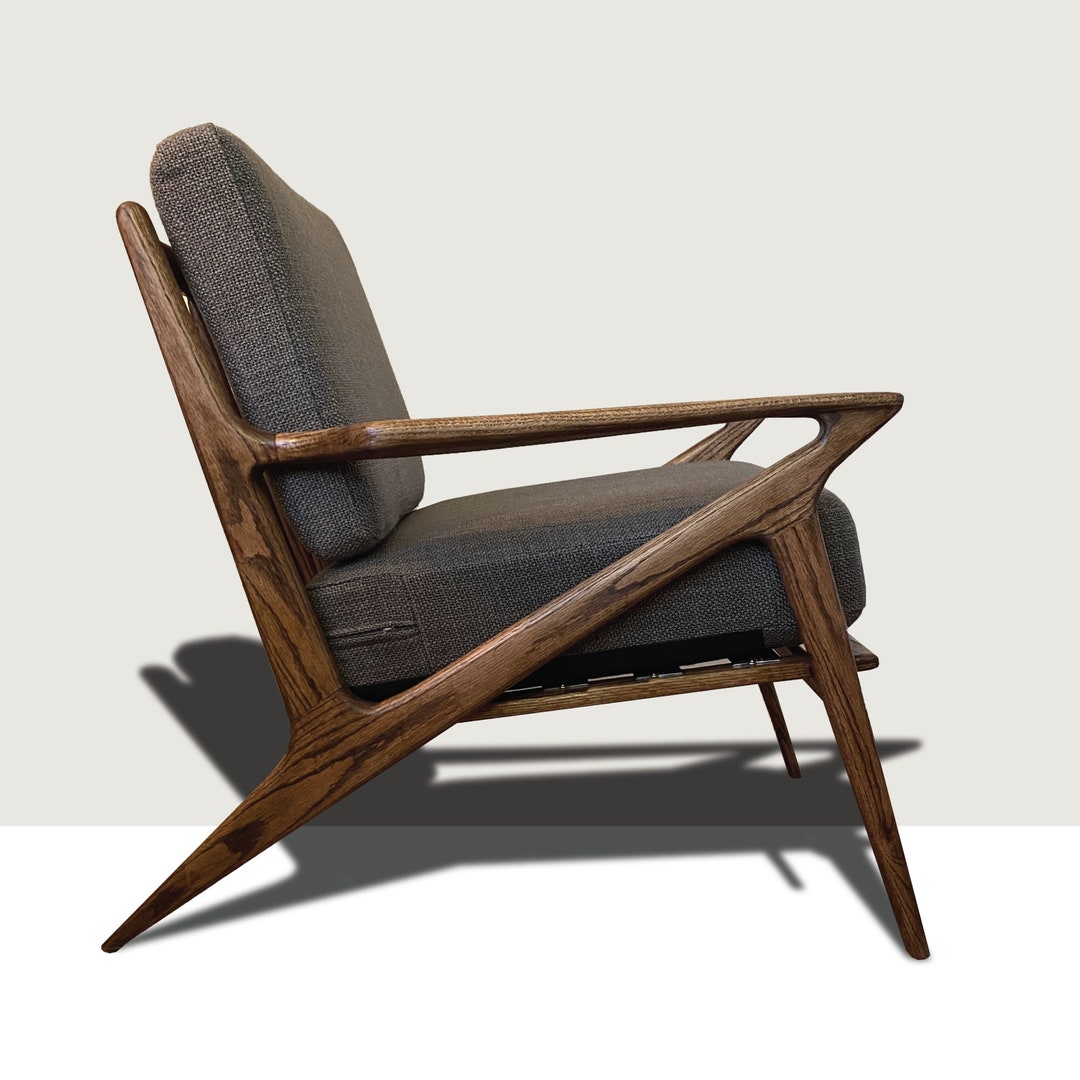 Z Chair. Mid century Modern Interpretation Poul Jensen Z chair