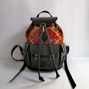 Versatile Black Leather Backpack - Timeless Elegance for Everyday Use, Stylish Black Leather Backpack, Black leather backpack