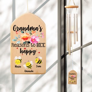 Custom Wind Chimes Gift, Grandma's Reasons To Bee Happy, Grandma Gift Chime, Cute Grandkid Bee,Mother's Day Gift for Grandma,Wind Chime Gift