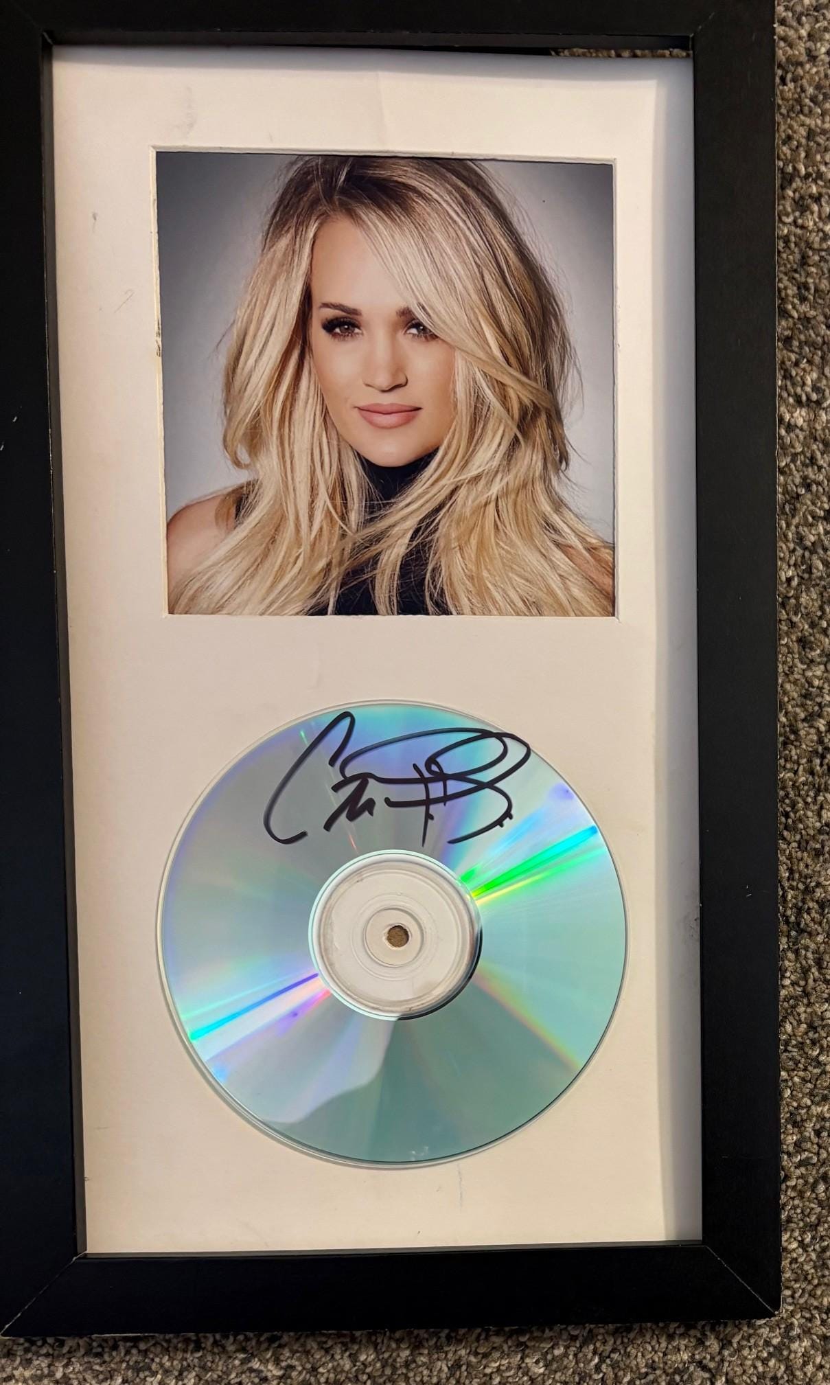 Carrie Underwood Autographed - Etsy