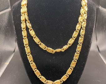 Rich Gold Mid Century Golden Necklace, Long Opera Length!