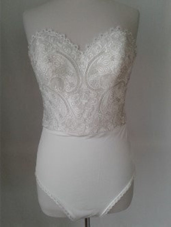 Ivory Lace Bridal Top: Sweetheart Neckline, Size 12 Wedding Separates