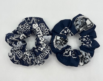 Set di 2 ~ SCRUNCHIES dei Dallas Cowboys ~ Fatto a mano in 100% cotone