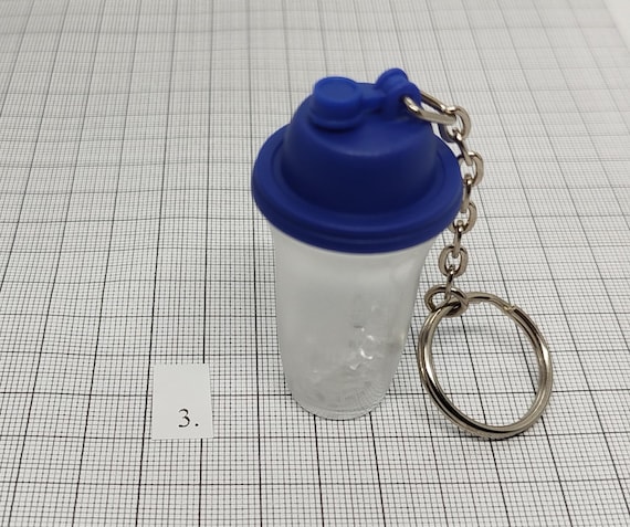 Vintage Tupperware keychains - image 4