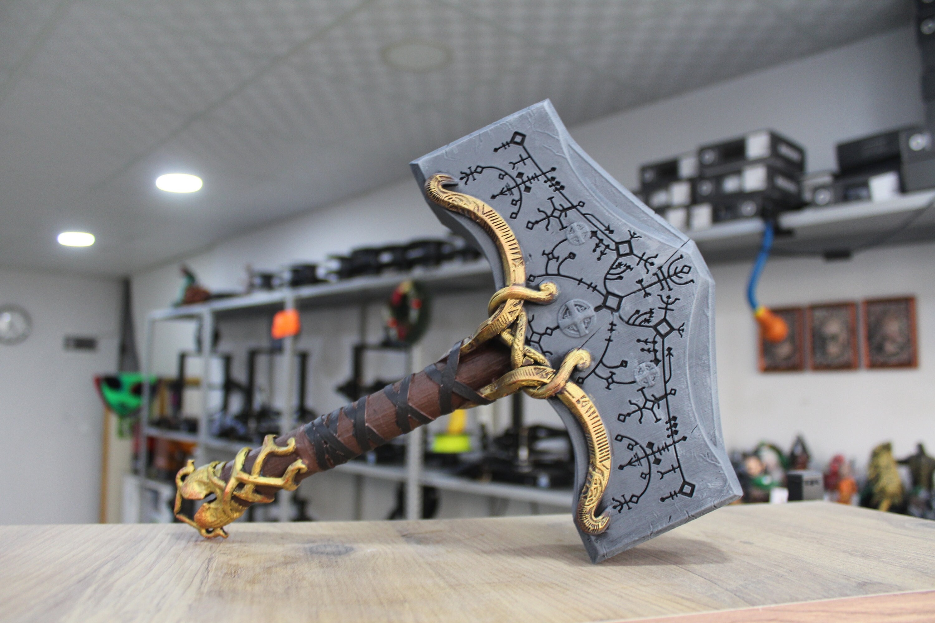 19 Foam GoW Mjolnir Thor Hammer Aesir Norse God Video Game Fantasy Cosplay  Prop