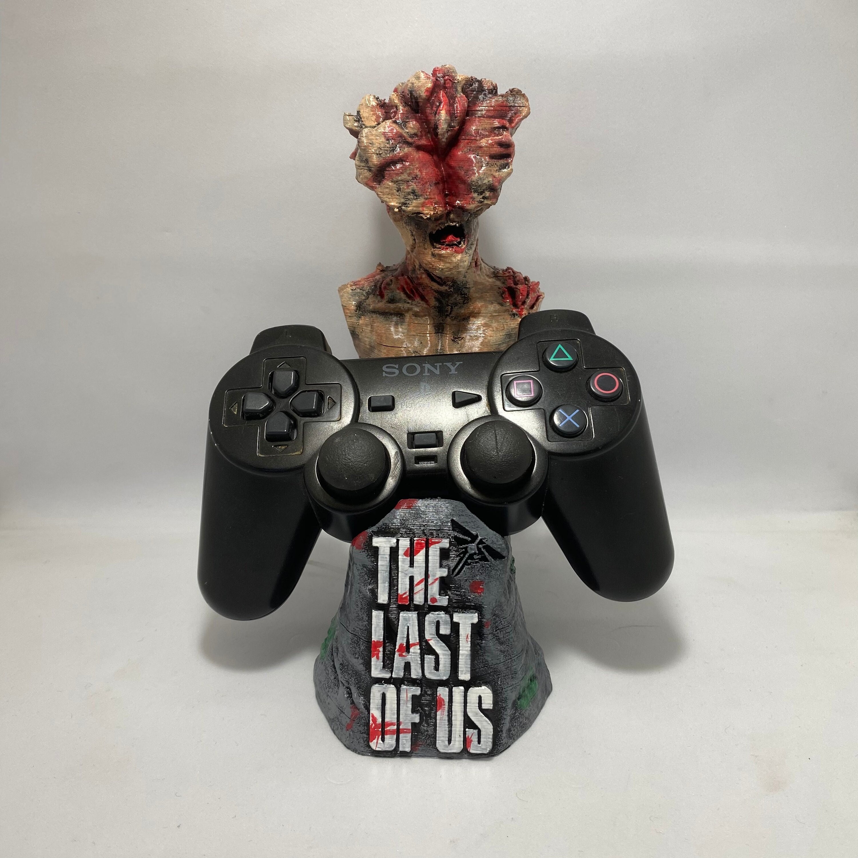 PlayStation 5 w/ The Last of Us Game & Accessories 