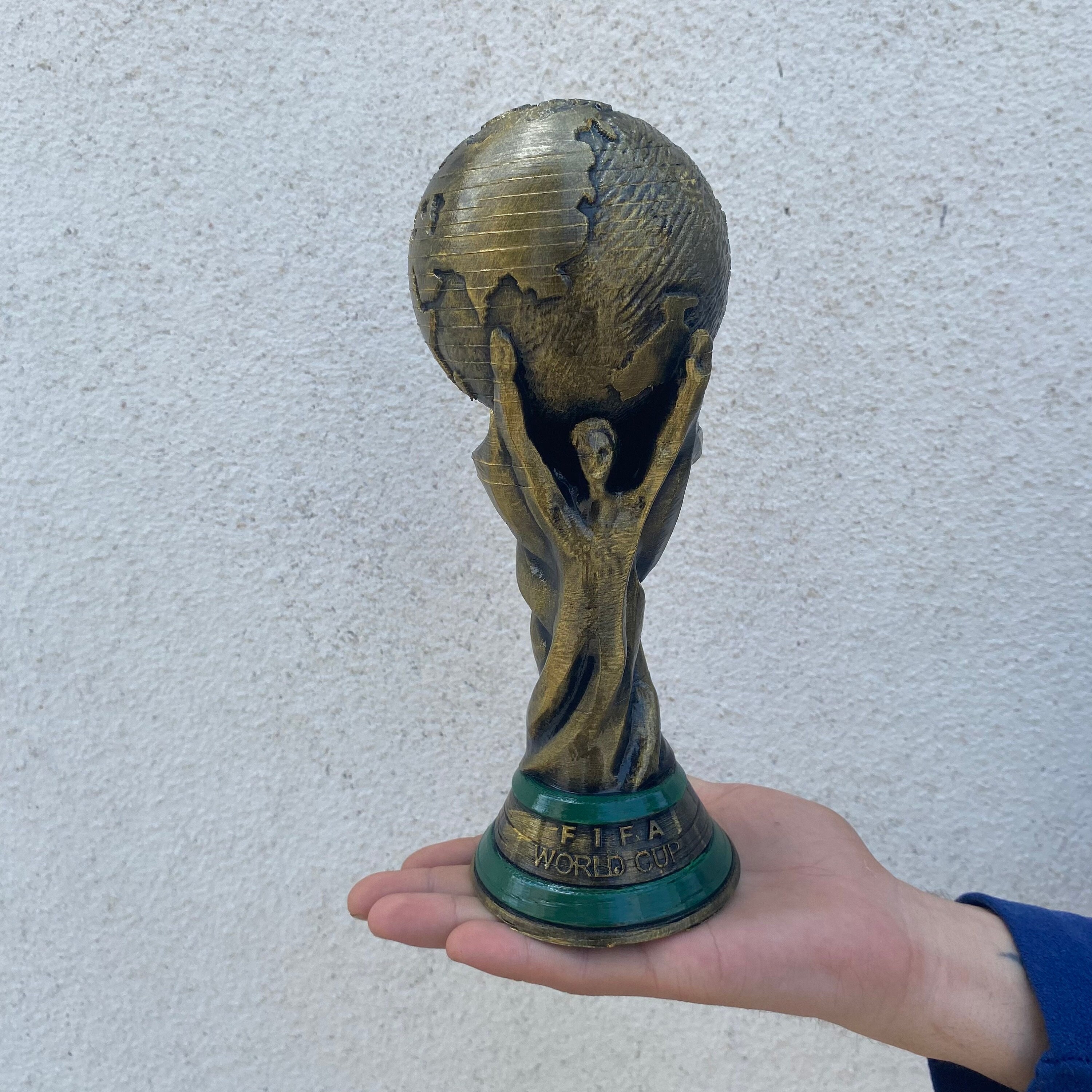 2022 Qatar FIFA WORLD CUP official replica trophy **READ** Very Very Rare.