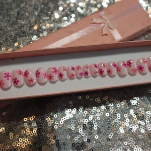 Pretty In Pink Kids Press On Nails