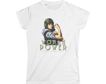 ロージー・ザ・リベッター風レディースTシャツ、ヴィンテージフェミニストTシャツ、レトロガールパワートップ、グラフィックWW2アイコンシャツ、フェミニズム活動家向けアパレル