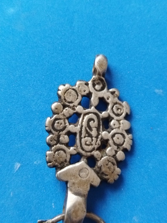 Old small Berber silver fibula. - image 2