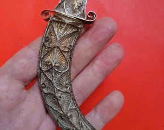 貴重 チュニジア カフブレスレット アンティーク 民芸品 シルバー 刻印あり 貴重 チュニジア カフブレスレット アンティーク 民芸品