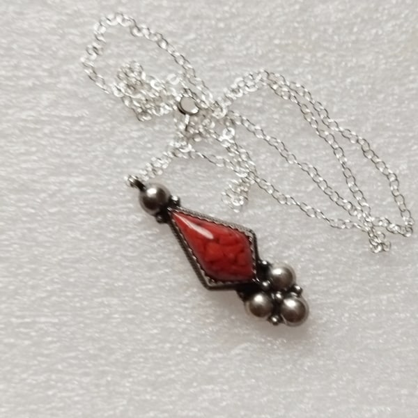 Petit collier berbere.