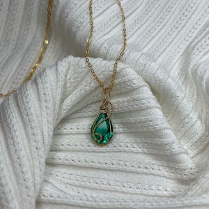 14K gold-filled necklace &quot;Alicia&quot; with emerald-colored stone