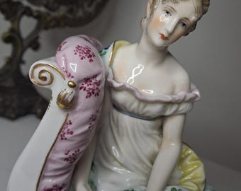 Stor storlek Vacker damfigur cc 22 cm x 21 cm 48.