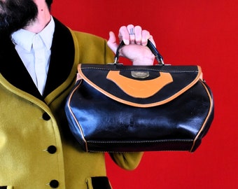 Italian Vintage 80s Leather Duffle Bag - Handbag - Bowler - Top Handle Bag - Doctor Bag - Barrel Boston Bag - Minimal Travel Bag