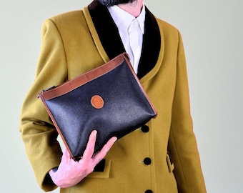 Vintage Trussardi Leather Clutch Bag: 70s Italian Designer Travel - Main Image