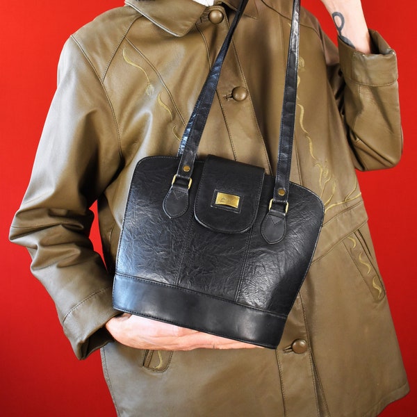 Vintage 90s Leather Bucket Bag - Capsule Black Shoulder Bag - Casual Everyday Life Bag - Tote Bag
