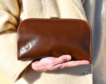 Italian Vintage Real Leather Clutch - Brown Zenith 60s 70s Handbag with Frame - Pochette - Wristlet - Clasp Crossbodybag