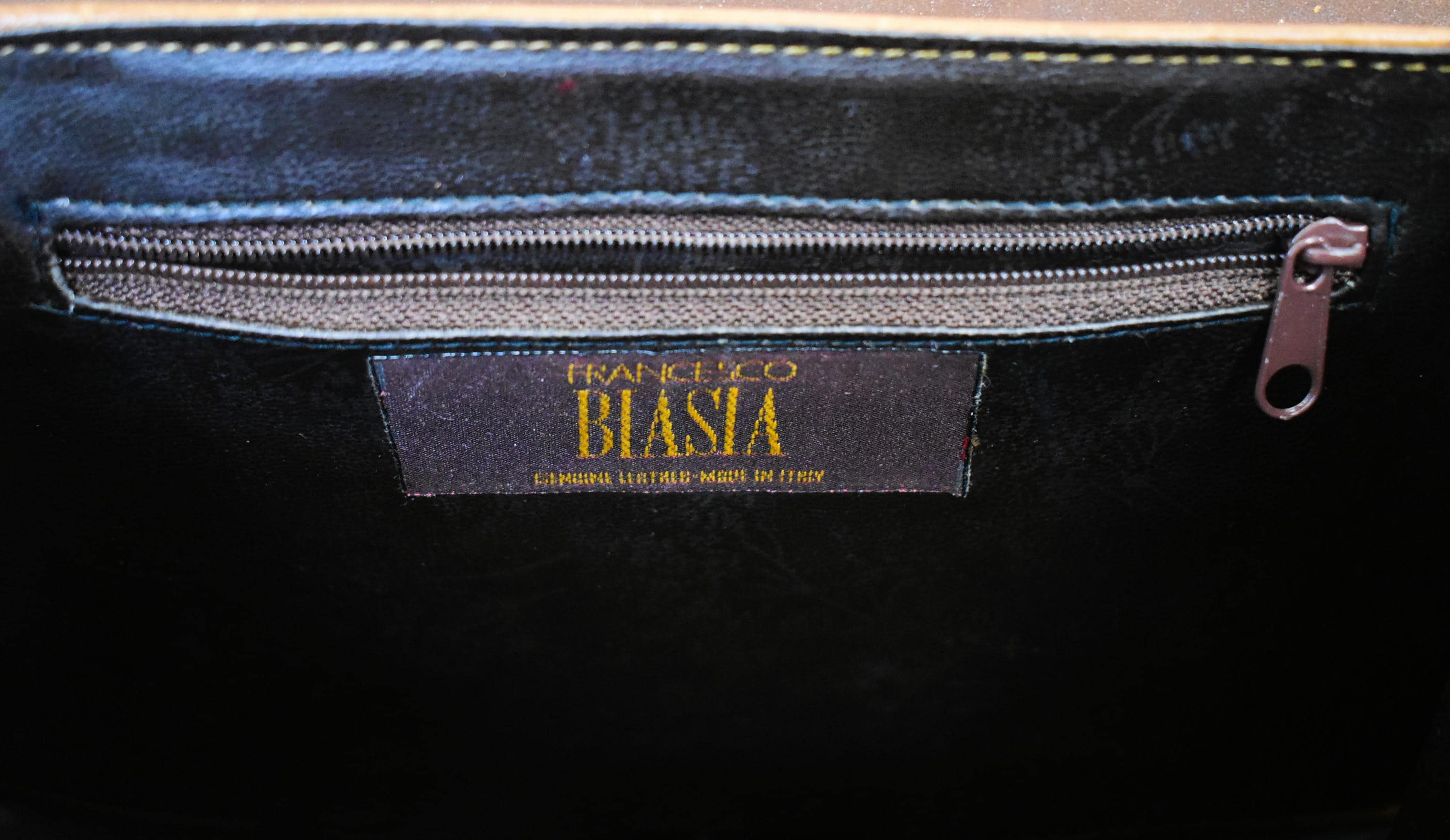 Croc Embossed Leather Handbag: Italian Vintage Francesco Biasia