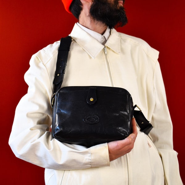 MARELLA 70s 80s Vintage Italy Black Leather Satchel Bag - Vintage Saddlebag - Crossbodybag - Messenger bag - Unisex Leather Bag