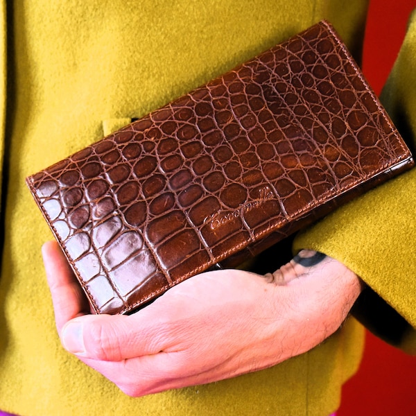 COCCINELLE 90s Vintage Patent Leather Bag - Crocodile print embossed Wallet - Coin Pocket - Brown Leather Clutch Italy Design Portemonnaie