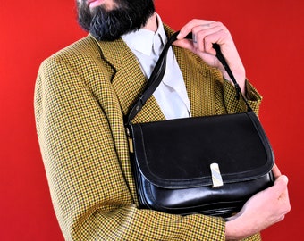 Italian Vintage 70s Artisan Black Leather Saddle Bag - Vintage Evening Bag - Shoulderbag - Art Deco Whimsical Goth - Messenger bag