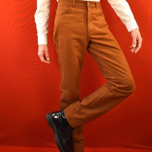Pantalones italianos vintage de algodón de los años 70 / Vaqueros marrones de tiro alto de stock remanente / Pierna recta, estilo utilitario retro / Talla M (EE. UU.) / Cintura 30 / Ropa de hombre
