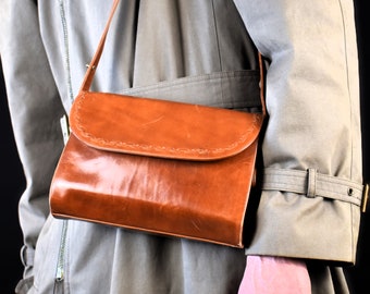 70s Italian Leather Shoulderbag - Vintage Handbag - Brown 60s messenger bag - Retro Purse - Boho Bag - Lady Mary - Made in Italy