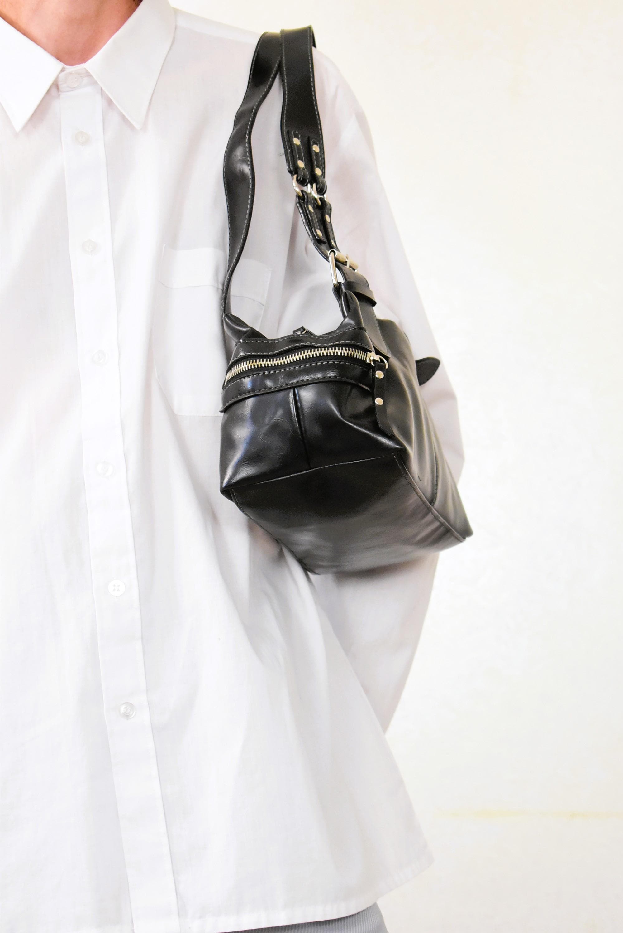 バッグ Y2K grunge City shoulder bag Black mini Amazon.com: Y2K Black Small Shoulder Bag Goth Bag Grunge