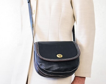 Vintage Black Italian Leather Crossbody Bag | Avorio Pebbled Shoulder Purse, Timeless Minimalist Design